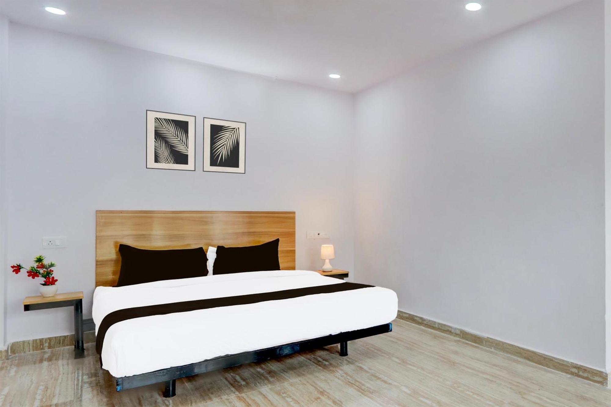 Hotel O Living Tree In Hyderabad Exterior photo