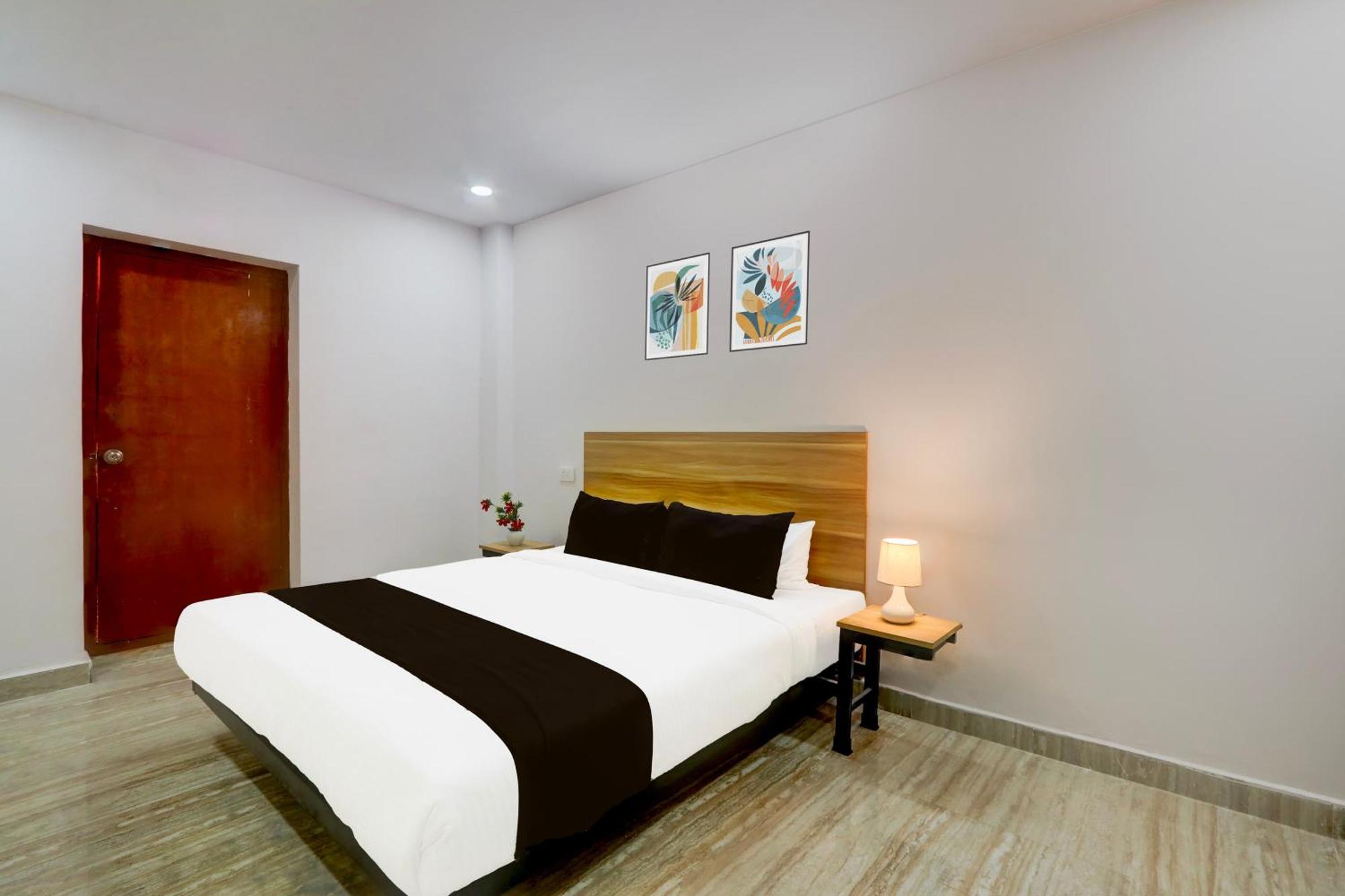 Hotel O Living Tree In Hyderabad Exterior photo